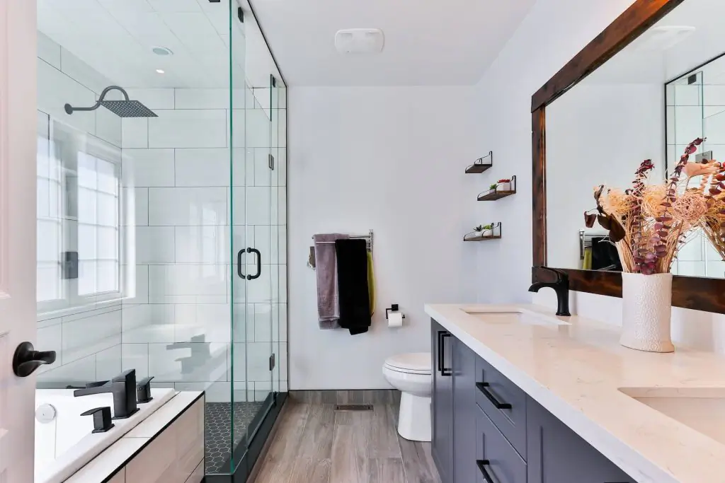 Why Cleaning Your Bathroom Regularly Matters for Health and Home